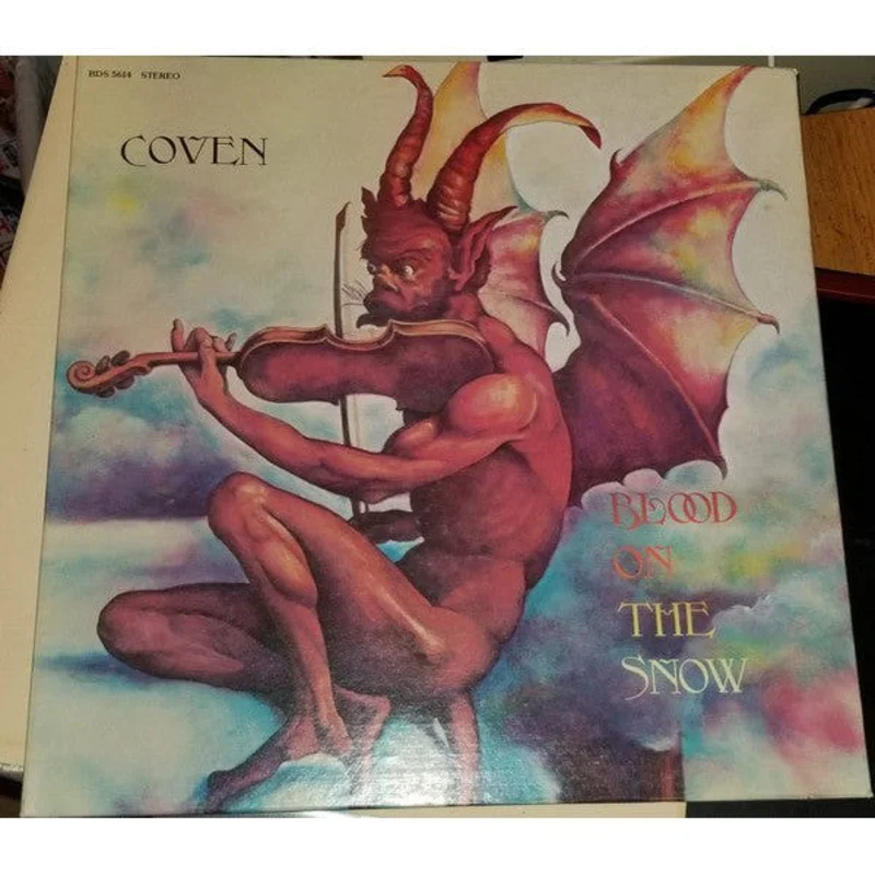 Coven  - Blood On The Snow