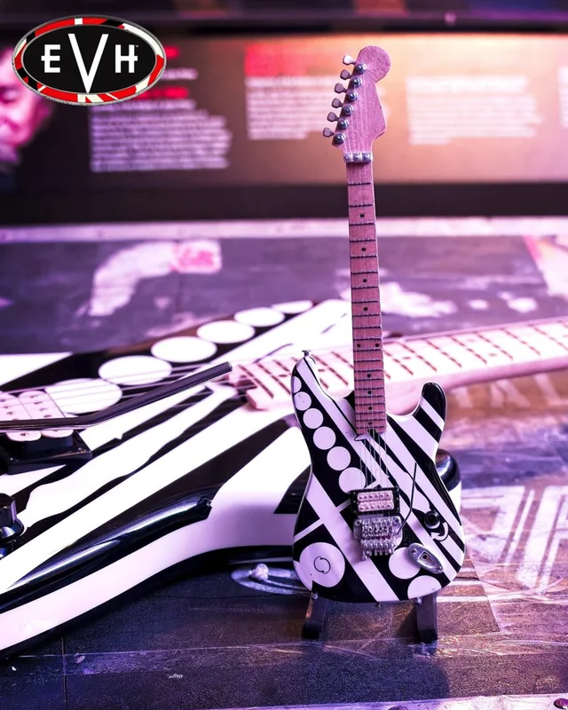 EDDIE VAN HALEN EVH CIRCLES MINI GUITAR REPLICA COLLECTIBLE - OFFICIALLY LICENSED