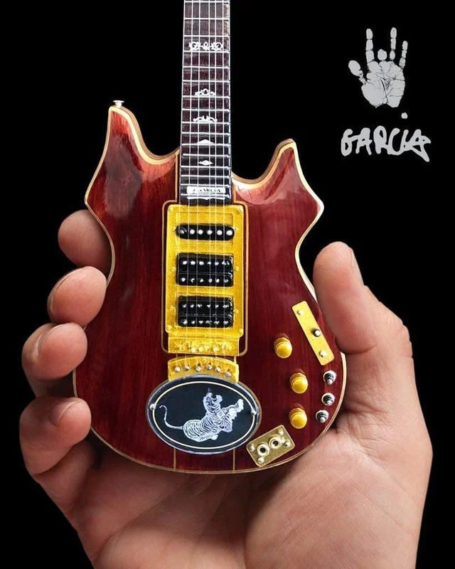 GRATEFUL DEAD - JERRY GARCIA - SIGNATURE TIGER MINI GUITAR