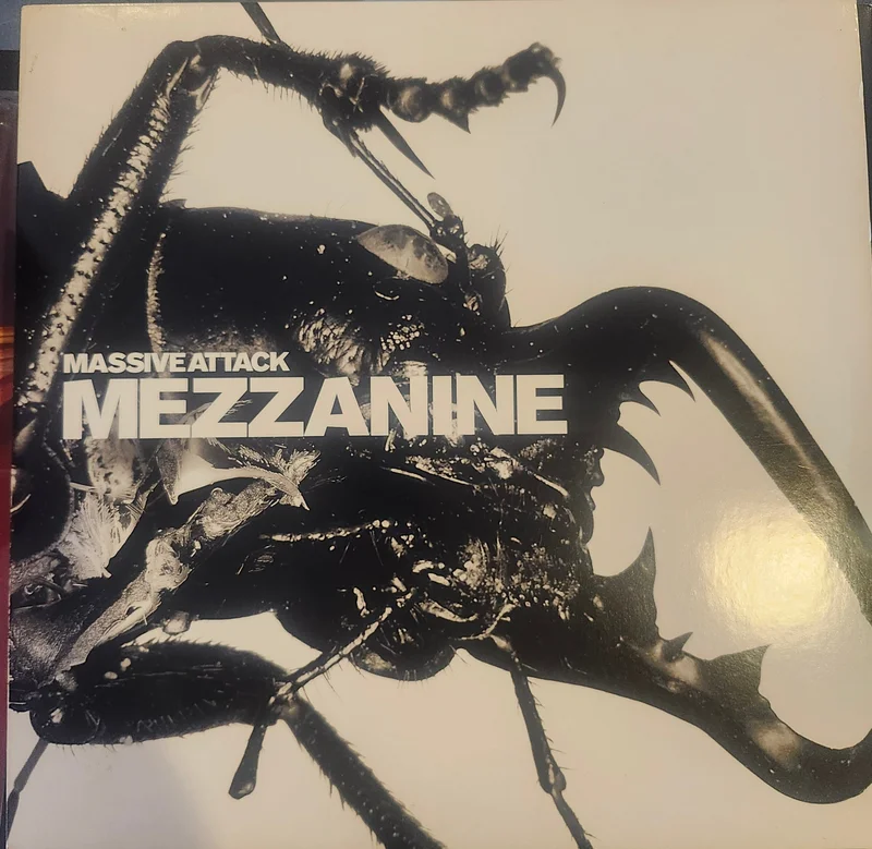 Mezzanine massive attack lp
