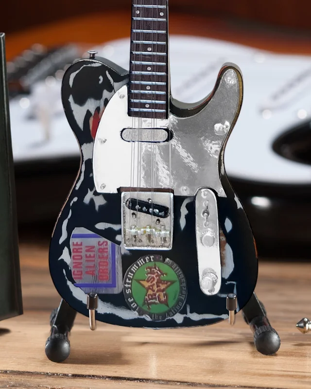 OFFICIALLY LICENSED JOE STRUMMER FENDER TELECASTER SIGNATURE RELIC MINI GUITAR REPLICA
