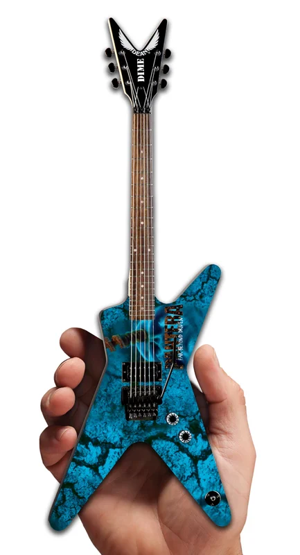 PANTERA - DEAN DIMEBAG - FAR BEYOND DRIVEN MINI GUITAR 333 MADE