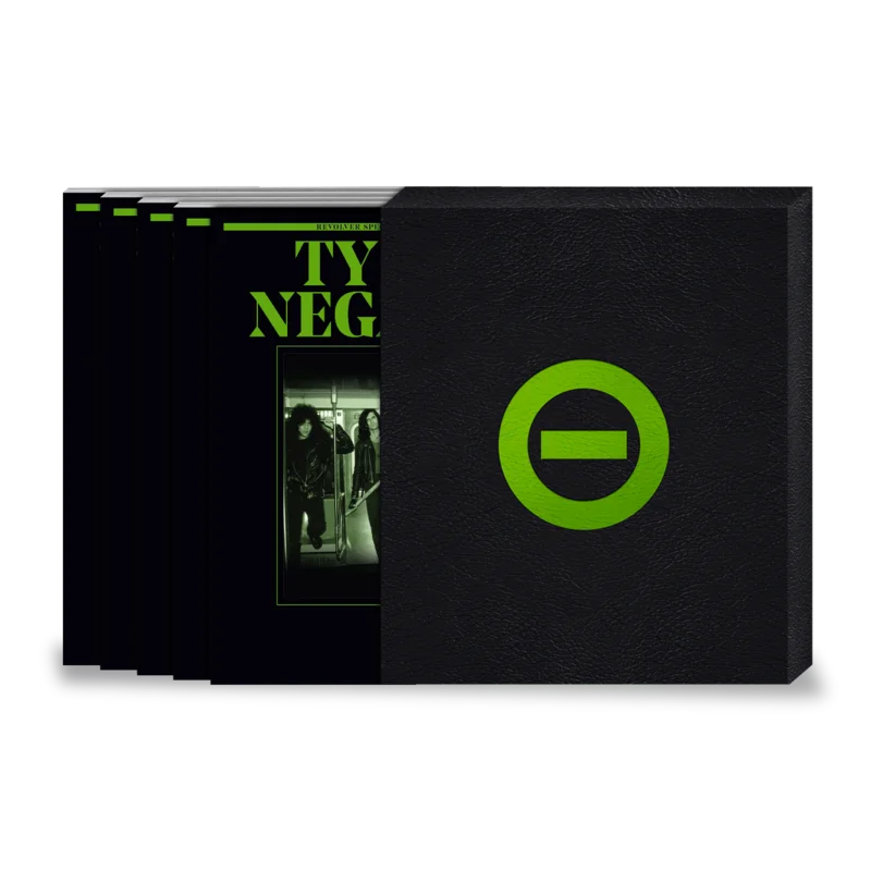 REVOLVER x TYPE O NEGATIVE SPECIAL EDITION ISSUE COLLECTOR'S BOX ONLY 250 AVAILABLE