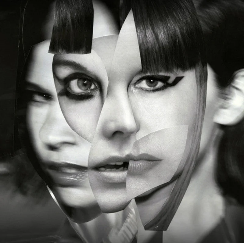 Sleater-Kinney - The Center Won't Hold (LP, Album + 7", Single) (Near Mint (NM or M-))